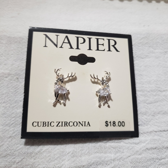 Beautiful NWT Napier Silvertone Reindeer Pierced Earrings with Cubic Zirconia - Picture 1 of 2